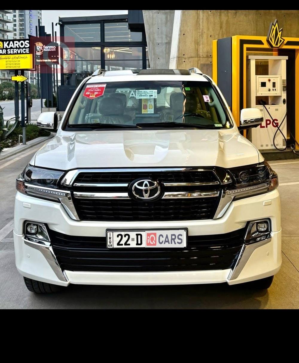 تويوتا لاندكروزر